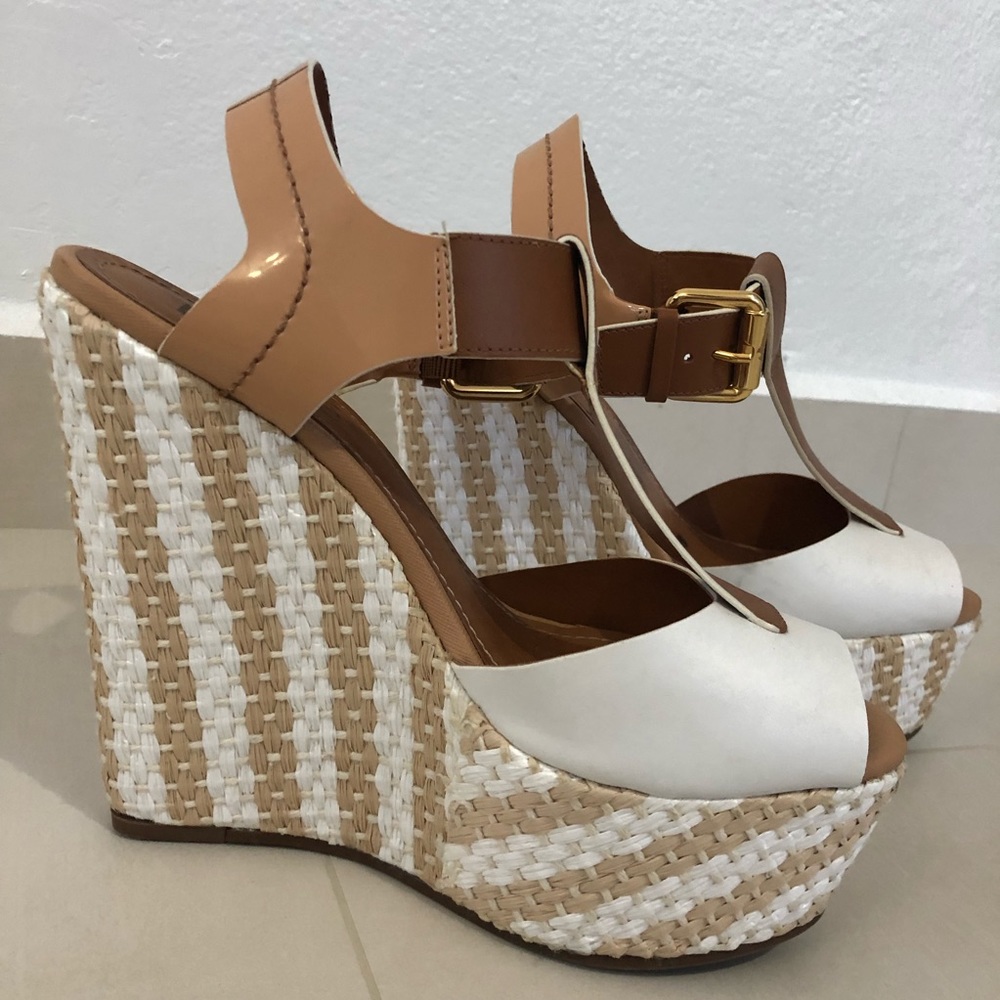 Platform Sandals 💛 - Picture 4 of 8